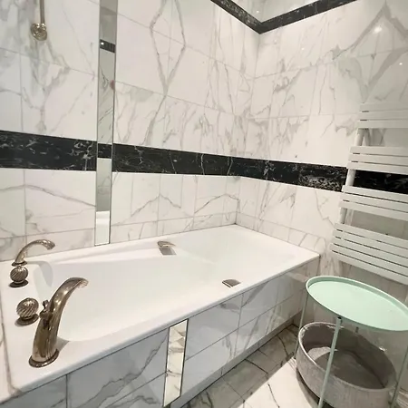 - 2 People - Swimming Pool - Sea View Lejlighed Golfe-Juan